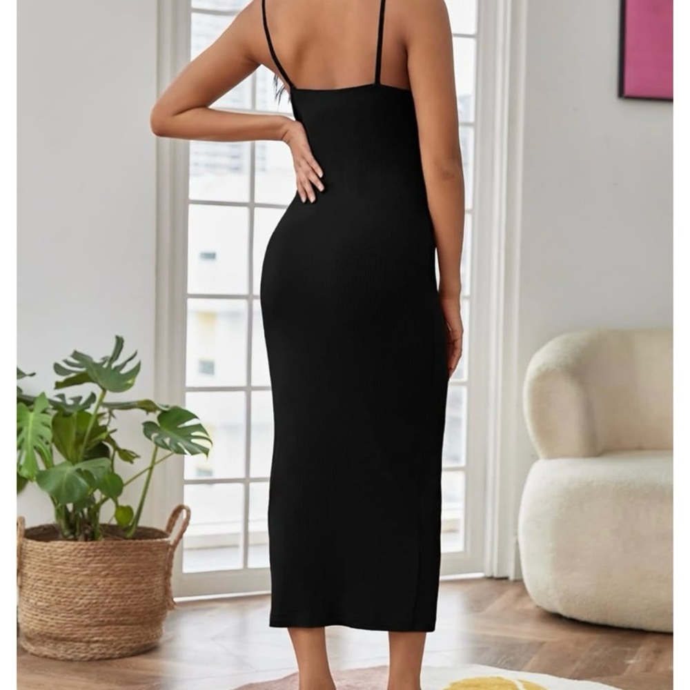 FREEBIES IN EVERY ORDER!!! 

NWOT NEVER WORN. Elegant Black Button-Down Dress - Picture 2 of 4